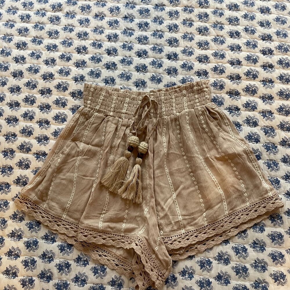 Women’s Surf Gypsy Shorts With Tassels - M